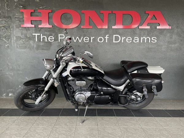 2010 Suzuki VZ800 Suzuki VZ800 M50 Boulevard