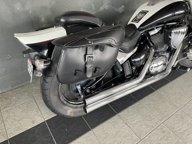 2010 Suzuki VZ800 Suzuki VZ800 M50 Boulevard