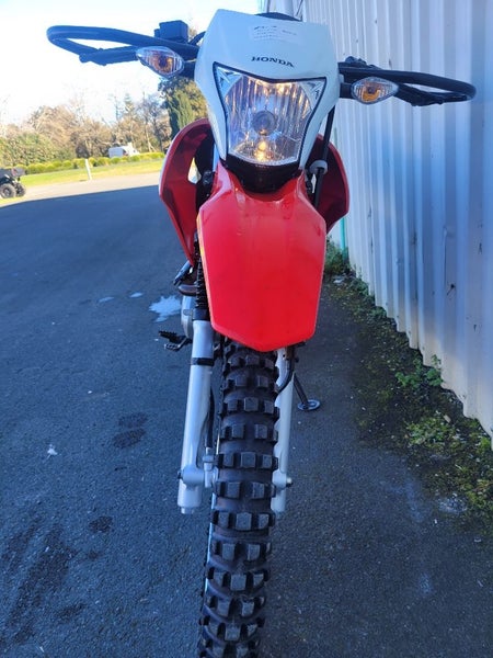 2024 Honda XR Honda XR150LEKJ