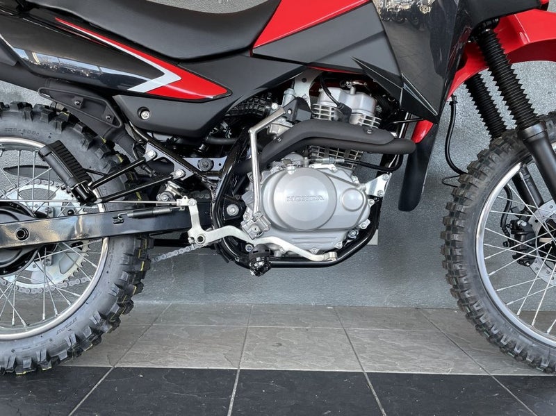 2025 Honda XR Honda XR150LEKS