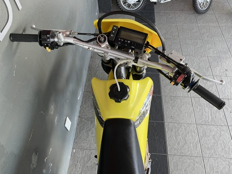 2011 Suzuki DRZ250 Suzuki DRZ250