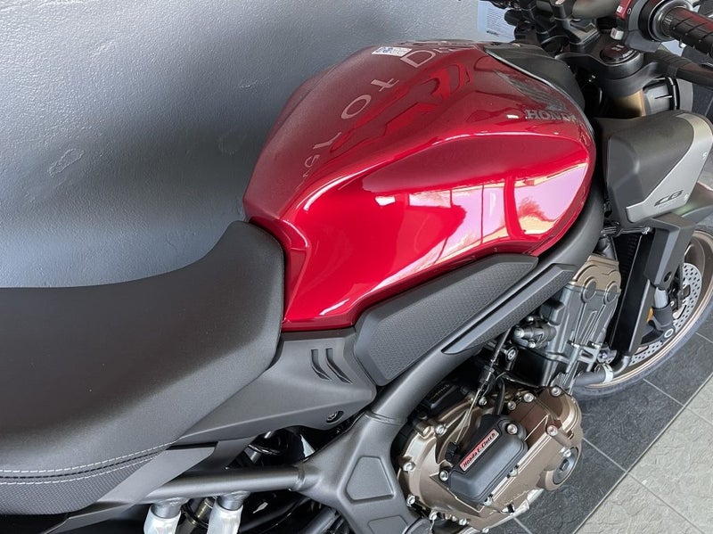 2025 Honda CB Honda CB CB650RAS
