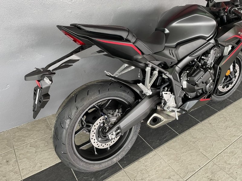 2025 Honda CBR Honda CBR CBR650RACS