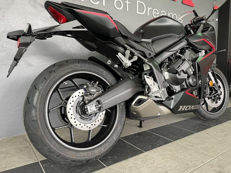 2025 Honda CBR Honda CBR CBR650RACS