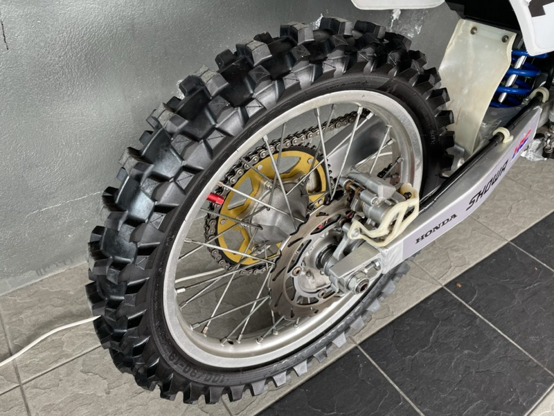 2001 Honda CR125R1 : Stock