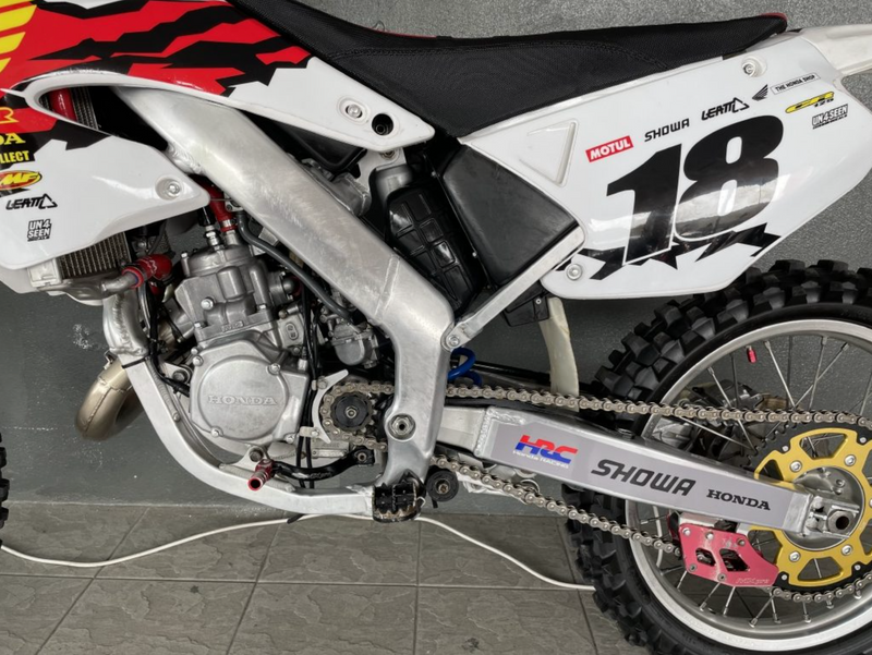 2001 Honda CR125R1 : Stock