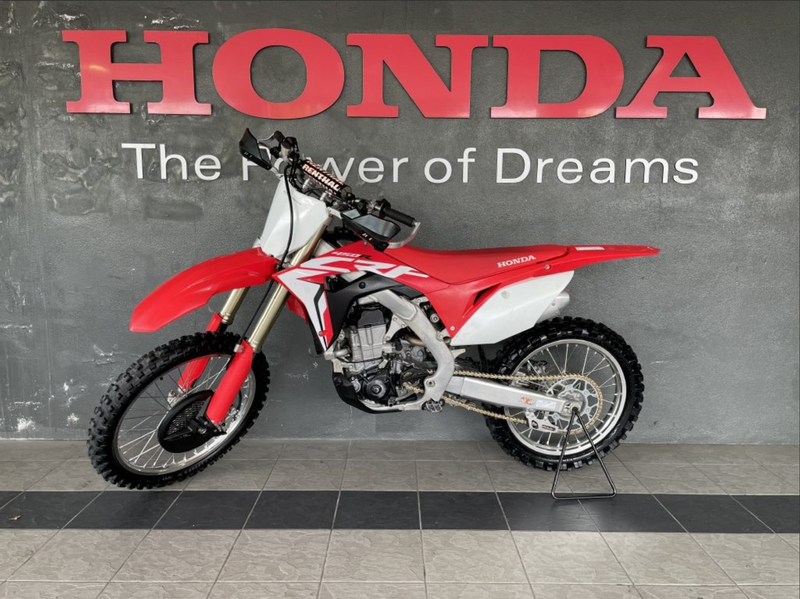 2017 Honda CRF450RH : Stock