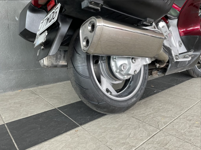 2005 Honda ST1300 : Stock
