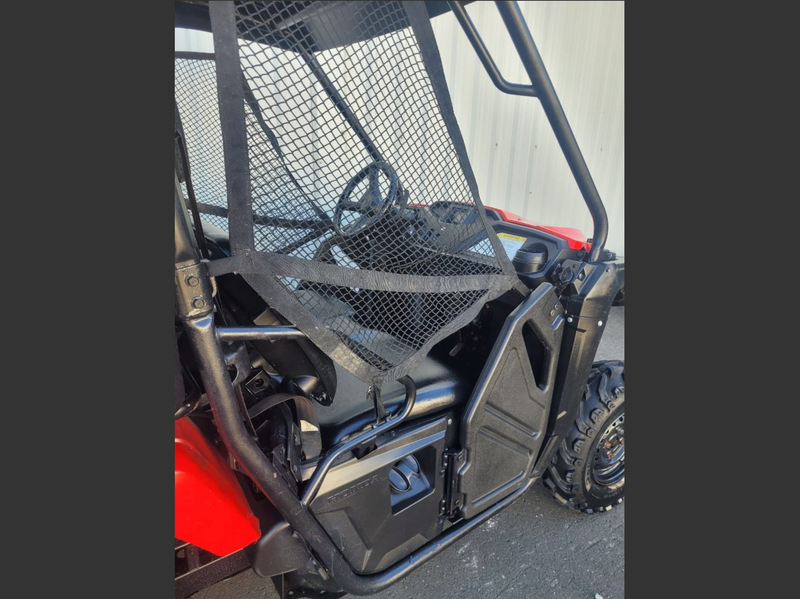 2015 Honda SXS500M2F