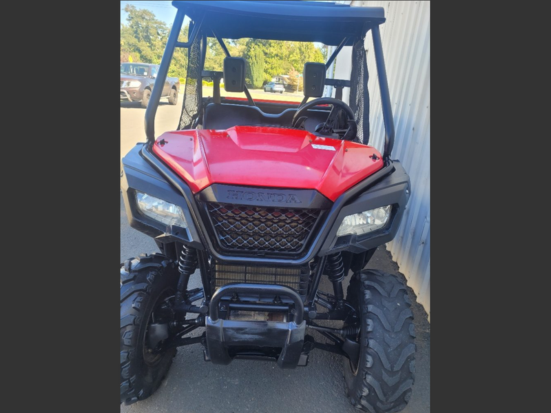 2015 Honda SXS500M2F
