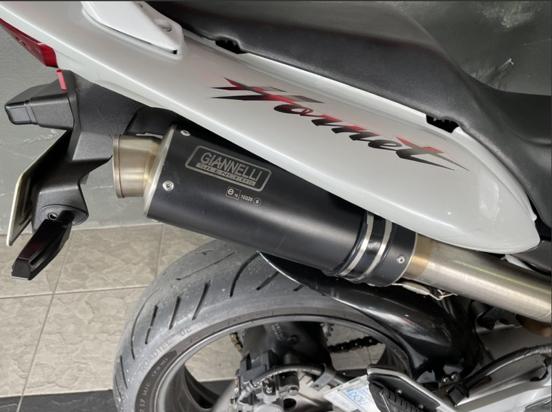 2005 Honda CB600F4 Hornet : Stock