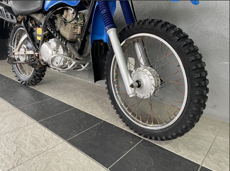 2014 Yamaha AG200 : Stock