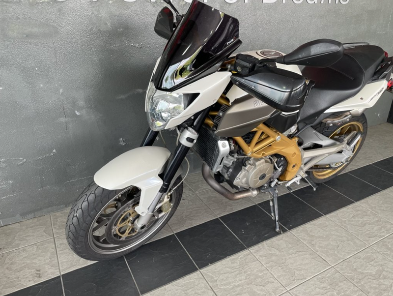 2008 Aprilia Shiver 750 : Stock