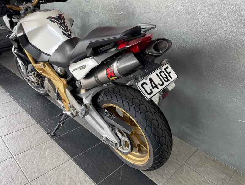 2008 Aprilia Shiver 750 : Stock