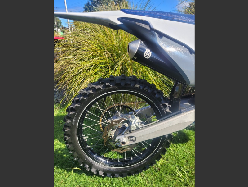 2020 Husqvarna TC125: Stock