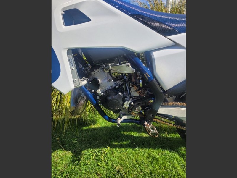2020 Husqvarna TC125: Stock