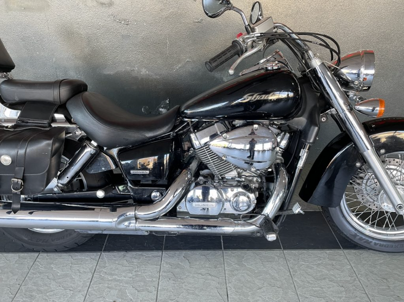 2005 Honda VT750CV : Stock