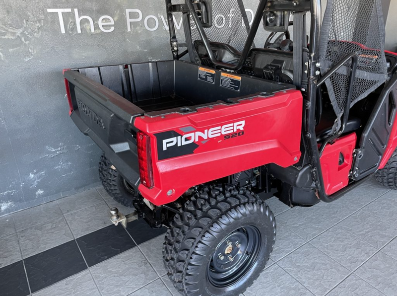 2023 Honda SXS520M2P