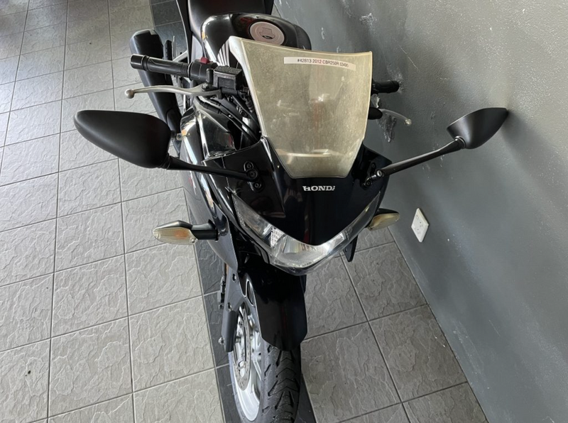 2012 Honda CBR250 : Stock