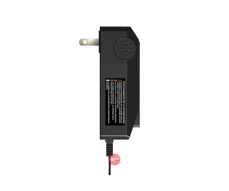 Battery Tender® 12V, 800mA Lead Acid/Lithium Selectable Battery Charger 022-0199