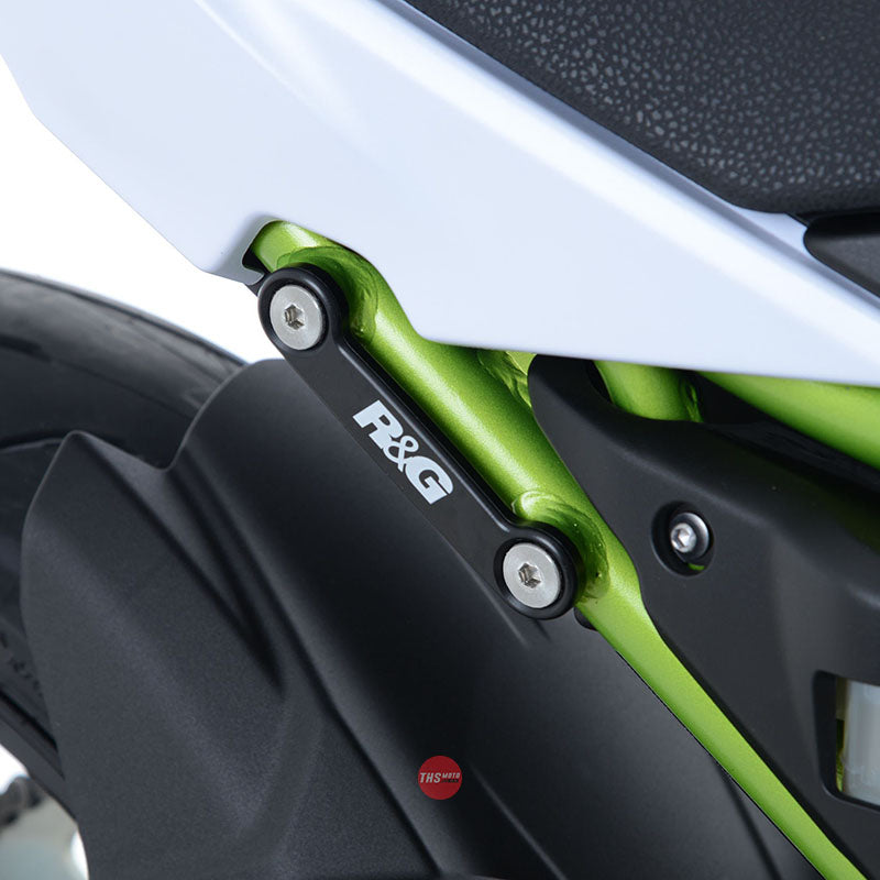 R&G Rear Foot Rest Blanking Plates Kawasaki Z650 17- and Ninja 650 17 Black