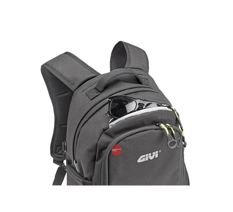 Givi Back Pack 15LT With Helmet Carrier -  EA124