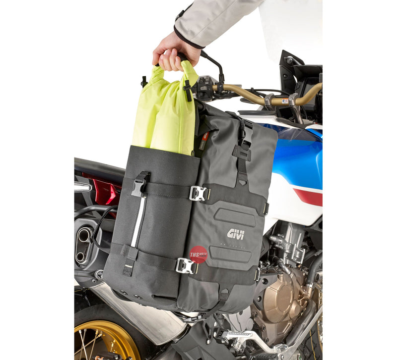 Givi Pannier Bag Set Lock Mount 35LT Canyon With M.o.l.l.e System GRT709