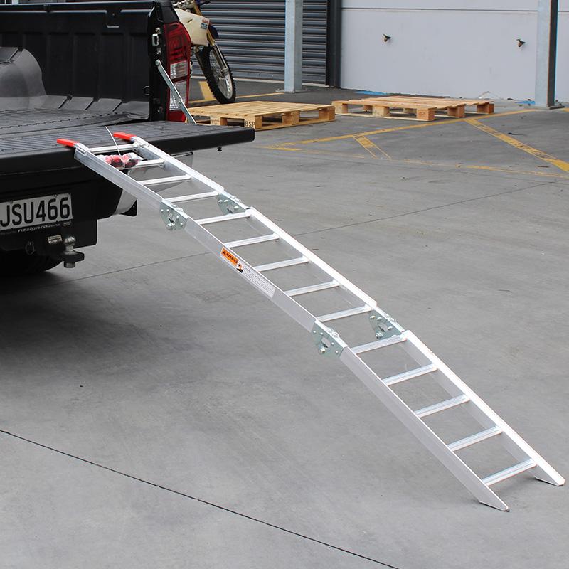 Whites 015A Alloy Ramp Tri Fold 200x30cm 270kg Rated