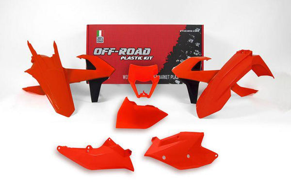Rtech Plastics Kit Rtech  kits include front fender, rear fender, radiator