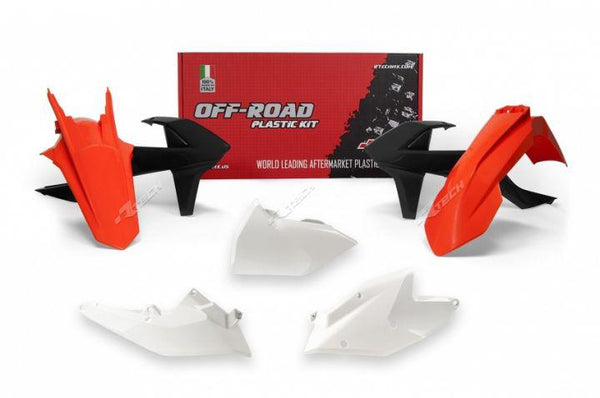 Rtech Plastics Kit Rtech  {includes Front & Rear Fenders, Sidepanels & Radiator